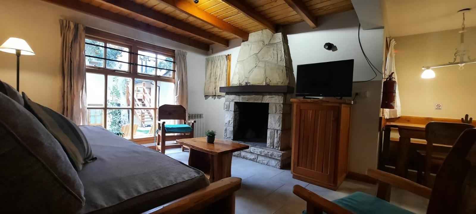 Apart Hotel Bungalows El Viejo Cipres San Carlos de Bariloche Dış mekan fotoğraf